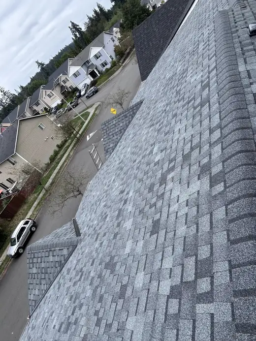 Roofing job photo 10
