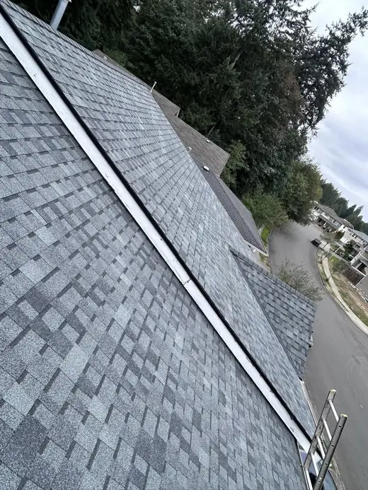 Roofing job photo 13