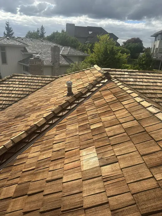 Roofing job photo 36