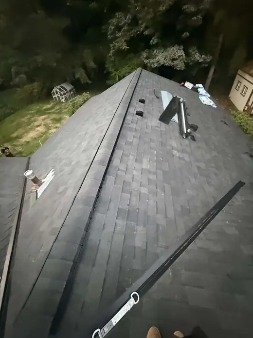 Roofing job photo 41